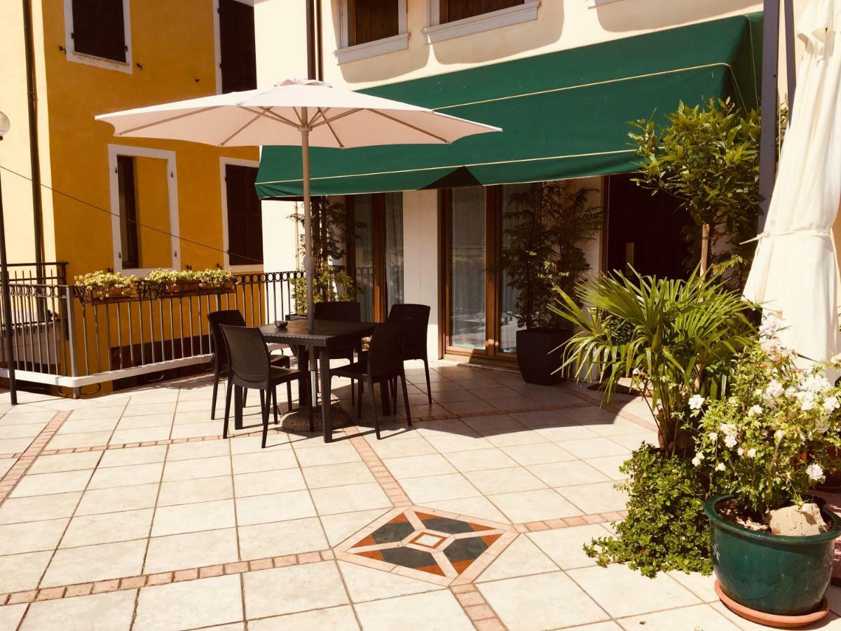 Casa Elisabetta Peschiera del Garda Exterior foto